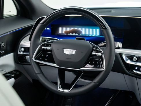 New 2026 Cadillac Lyriq Sport image 18