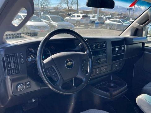 Used 2022 Chevrolet Express 2500 w/ Driver Convenience Package image 25