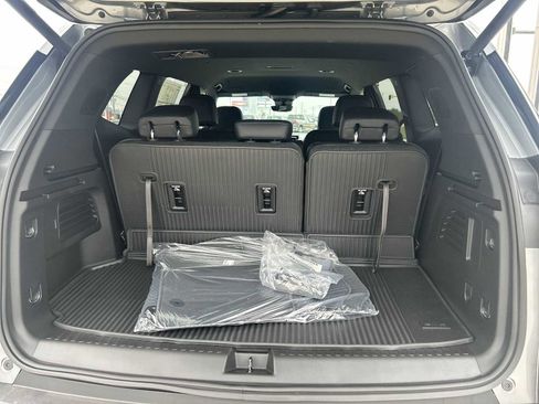 New 2026 GMC Acadia Elevation w/ Elevation Premium Package image 25