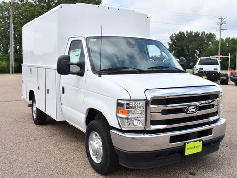 New 2026 Ford E-350 and Econoline 350 Super Duty w/ Power Equipment Group image 4