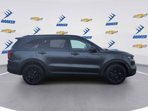 Used 2021 Kia Sorento S w/ Panoramic Sunroof Package image 9