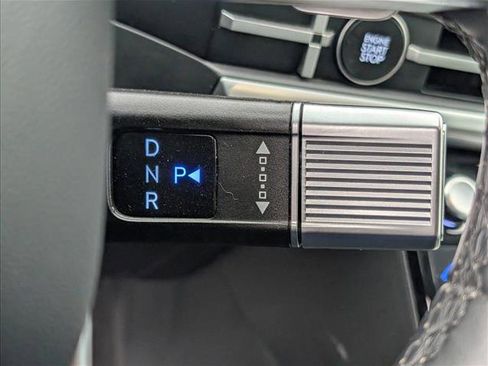 Used 2025 Hyundai Santa Fe SEL AWD/4WD image 11