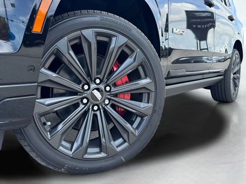 New 2026 Cadillac Escalade V w/ LPO, Floor Liner Package AWD/4WD image 2