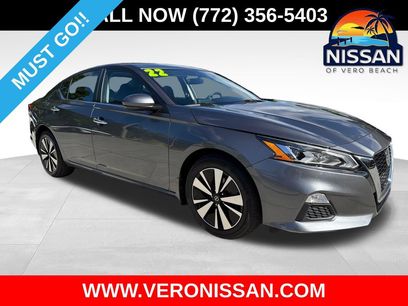 Used 2022 Nissan Altima 2.5 SV w/ SV Premium Package