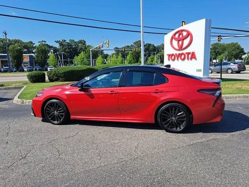 Used 2023 Toyota Camry XSE FWD image 12