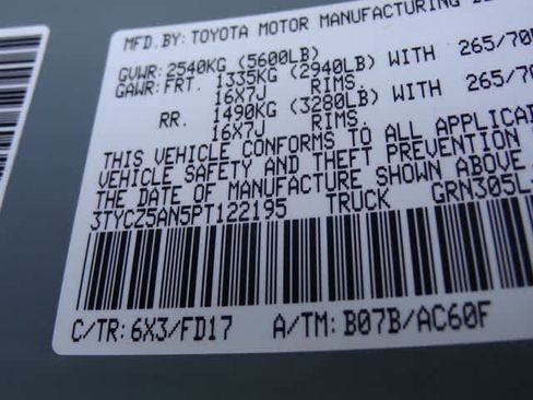 Used 2023 Toyota Tacoma TRD Off-Road AWD/4WD image 44
