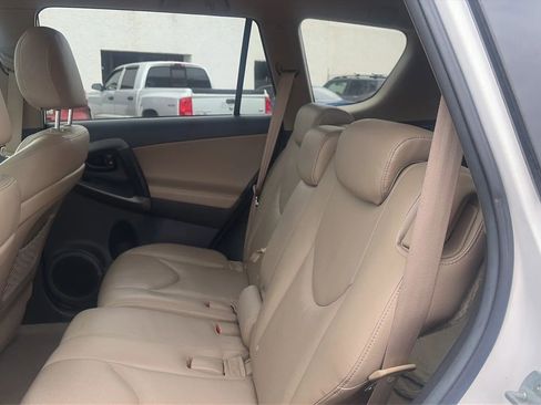 Used 2009 Toyota RAV4 Limited AWD/4WD image 33