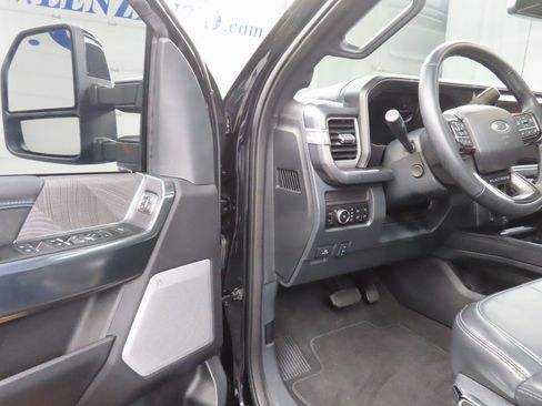 Used 2025 Ford F250 Platinum image 62