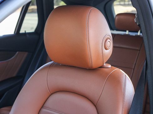 Certified 2020 Mercedes-Benz GLC 43 AMG 4MATIC image 22