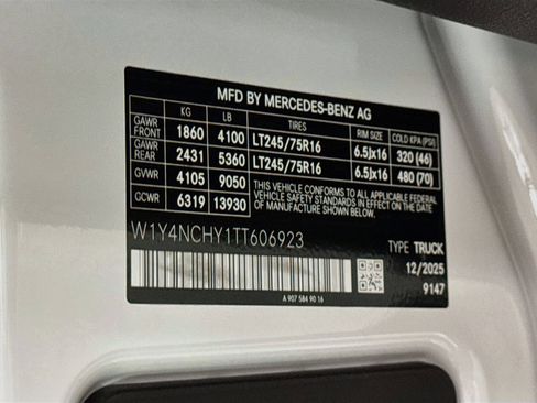Used 2026 Mercedes-Benz Sprinter 2500 image 30