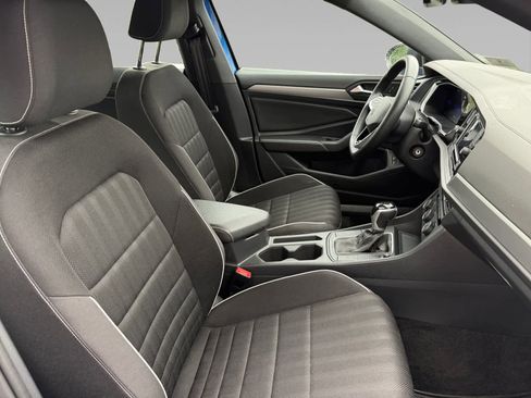 Used 2024 Volkswagen Jetta Sport FWD image 11