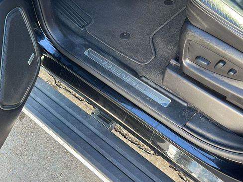 Used 2019 GMC Yukon XL Denali w/ Denali Ultimate Package image 15