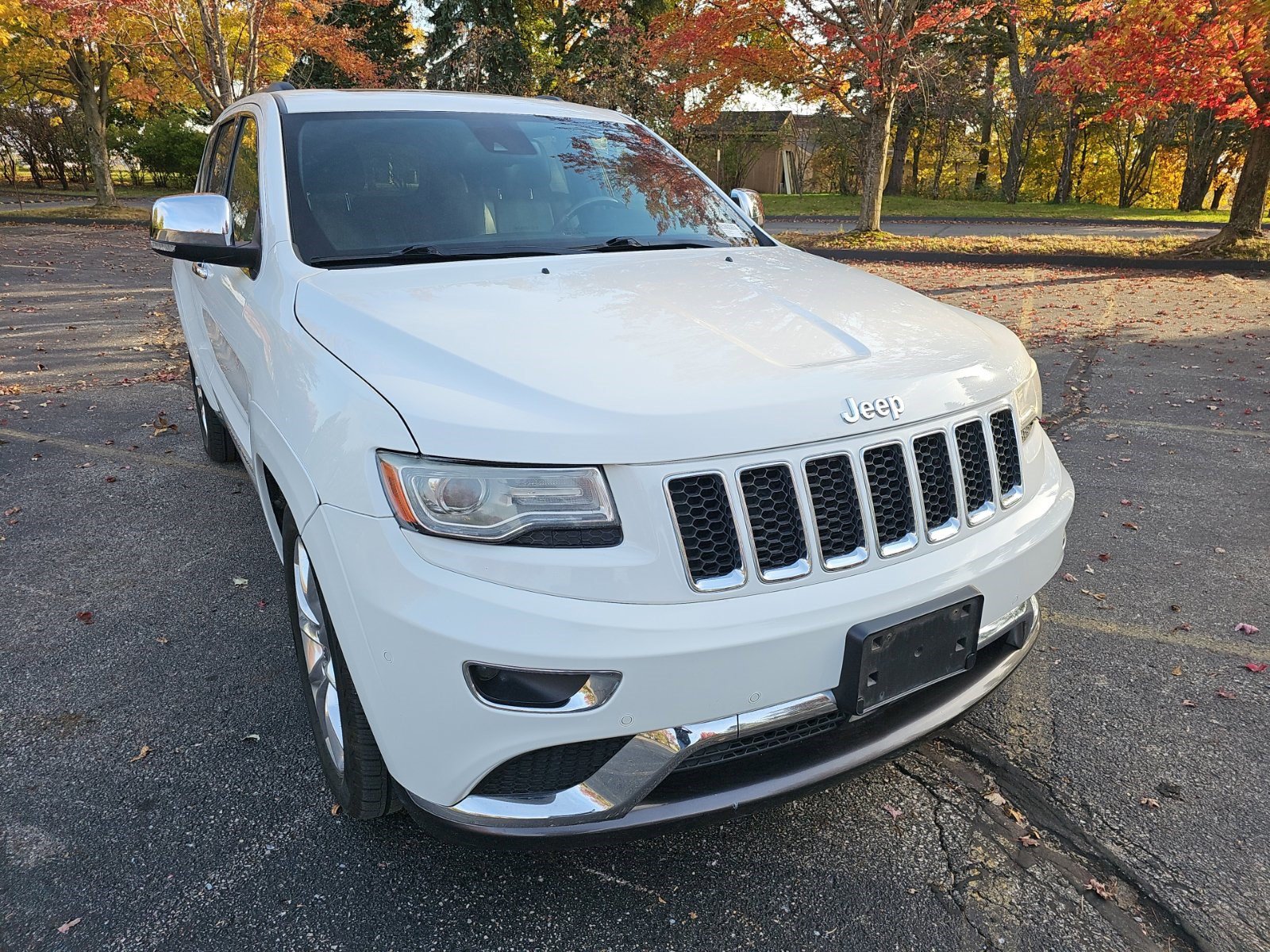 Used 2014 Jeep Grand Cherokee Summit AWD/4WD image 8