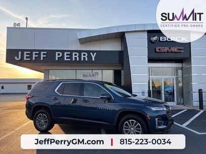 Used 2023 Chevrolet Traverse LT