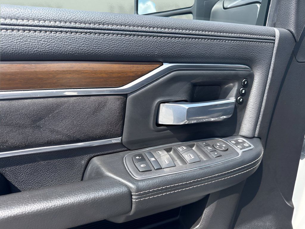 Used 2024 RAM 2500 Laramie AWD/4WD image 24
