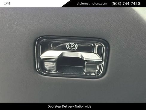 Used 2024 Mercedes-Benz Maybach S 580 4MATIC image 33