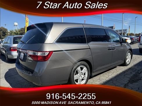 Used 2013 Honda Odyssey Touring image 6