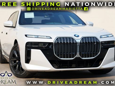 Used 2023 BMW i7 xDrive60 w/ Executive Package 2 AWD/4WD image 2