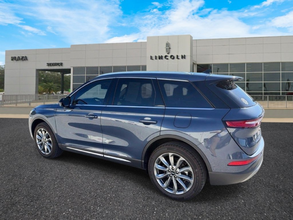 Used 2022 Lincoln Corsair FWD w/ Premium Package image 5
