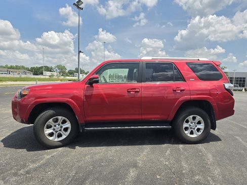 Used 2015 Toyota 4Runner SR5 Premium AWD/4WD image 12