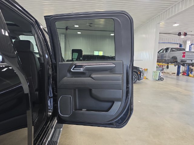 Used 2026 Chevrolet Silverado 3500 LTZ w/ LTZ Plus Package AWD/4WD image 30