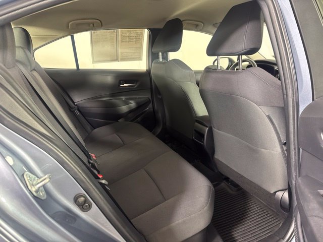 Used 2021 Toyota Corolla LE FWD image 5