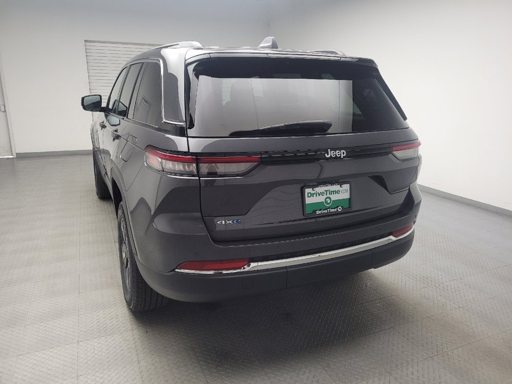 Used 2025 Jeep Grand Cherokee Limited 4xe AWD/4WD image 6