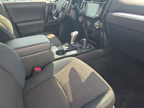 Used 2023 Toyota 4Runner TRD Off-Road image 17