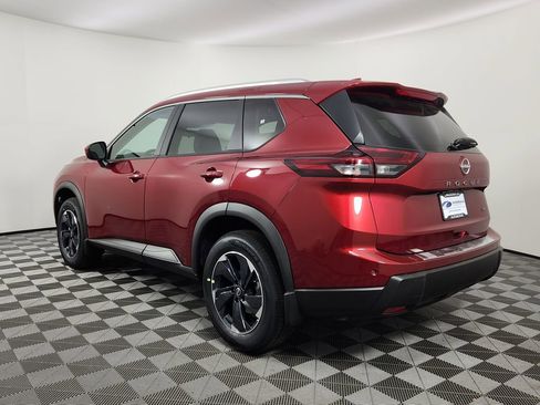 New 2026 Nissan Rogue SV w/ SV Premium Package AWD/4WD image 3