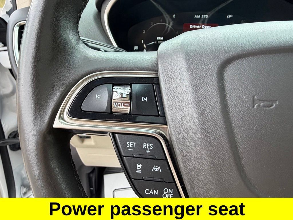 Used 2019 Lincoln Nautilus Reserve AWD/4WD image 34