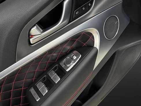 Used 2024 Genesis G70 3.3T Advanced w/ Sport Prestige Package image 28