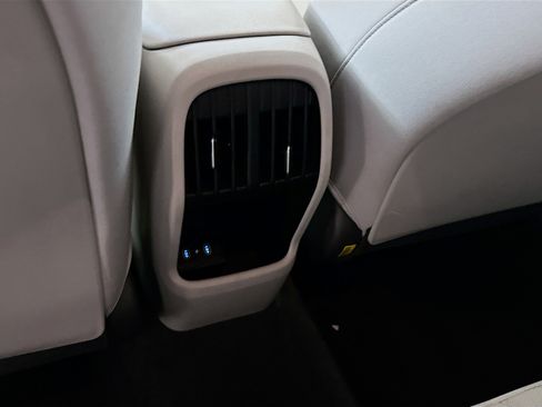 Used 2025 Hyundai Kona SEL image 27