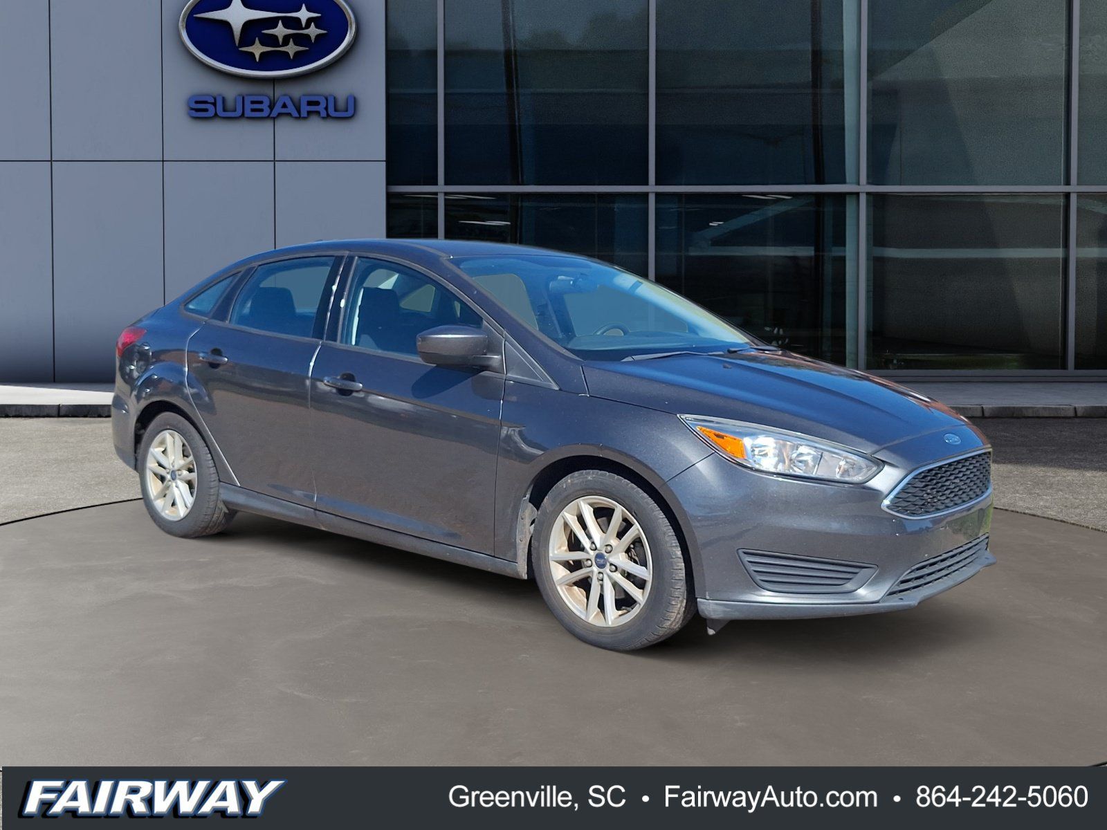 Used 2018 Ford Focus SE FWD image 4