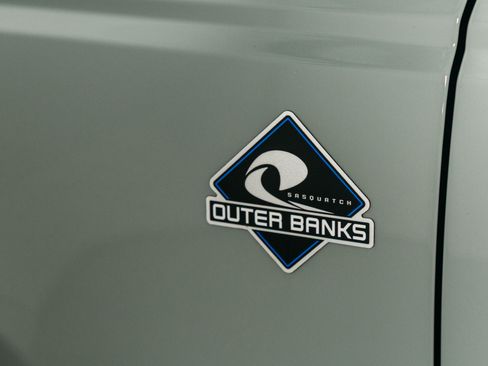 Used 2022 Ford Bronco Outer Banks w/ Sasquatch Package image 23