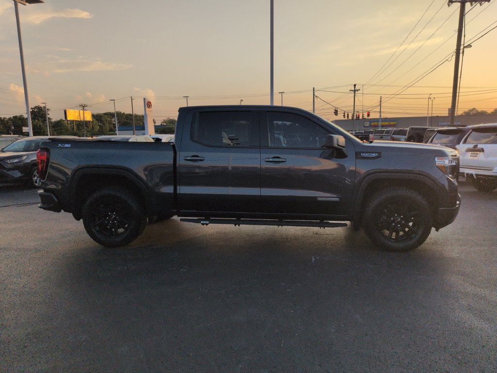 Used 2020 GMC Sierra 1500 Elevation w/ Elevation Value Package AWD/4WD image 6