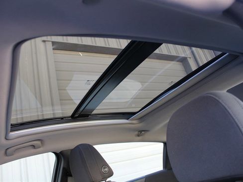 Used 2020 Chevrolet Malibu LT image 18