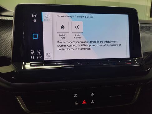 Used 2025 Volkswagen Atlas Cross Sport SEL R-Line image 25