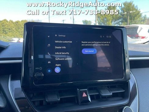 Used 2025 Toyota Corolla LE image 27