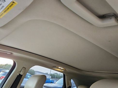 Used 2017 Ford Edge SEL w/ Equipment Group 201A AWD/4WD image 23