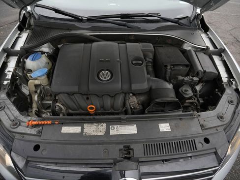 Used 2012 Volkswagen Passat 2.5 SE image 16