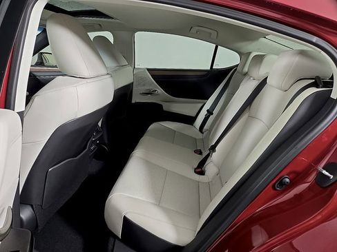 New 2025 Lexus ES 350 w/ Premium Package image 10