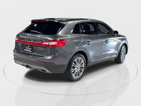 Used 2017 Lincoln MKX Reserve w/ Luxury Package image 9
