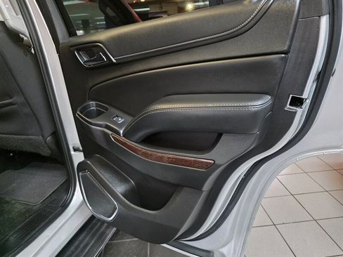 Used 2017 GMC Yukon SLE w/ Convenience Package image 22