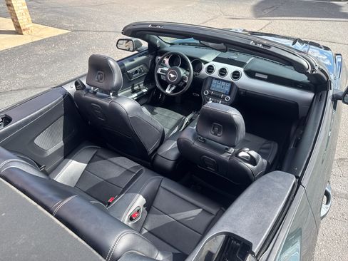 Used 2016 Ford Mustang GT Premium RWD image 37