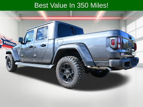 New 2025 Jeep Gladiator Sport image 2