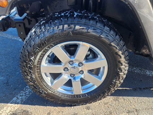 Used 2016 Jeep Wrangler Unlimited Sahara w/ Mopar Chrome Edition Group image 22