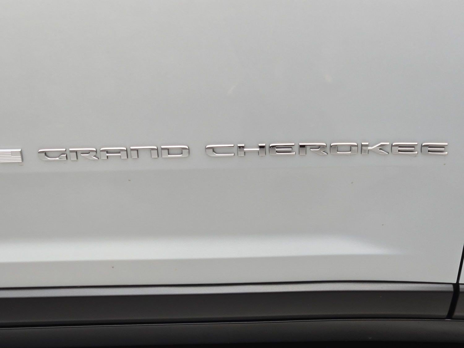 Used 2021 Jeep Grand Cherokee L Limited w/ Luxury Tech Group II AWD/4WD image 35