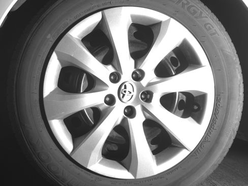 Used 2025 Toyota Corolla LE FWD image 12