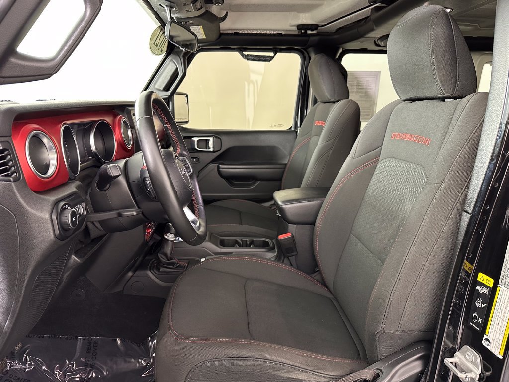 Used 2021 Jeep Wrangler Unlimited Rubicon w/ Cold Weather Group AWD/4WD image 16