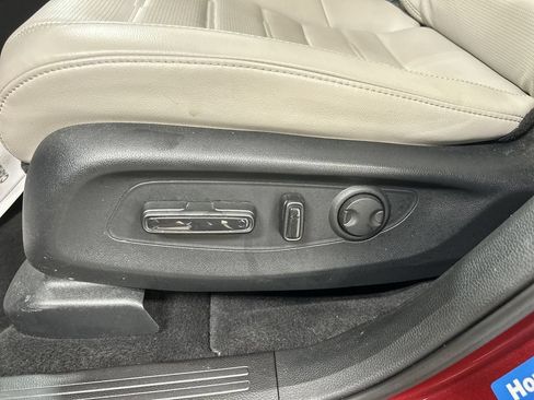 Used 2023 Honda CR-V EX-L image 10